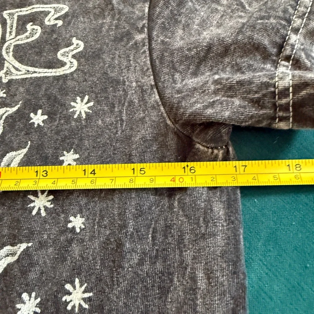 Sublime Graphic Tee Gray Acid Wash Short Sleeve Crew Neck T-Shirt - Picture 3 of 6